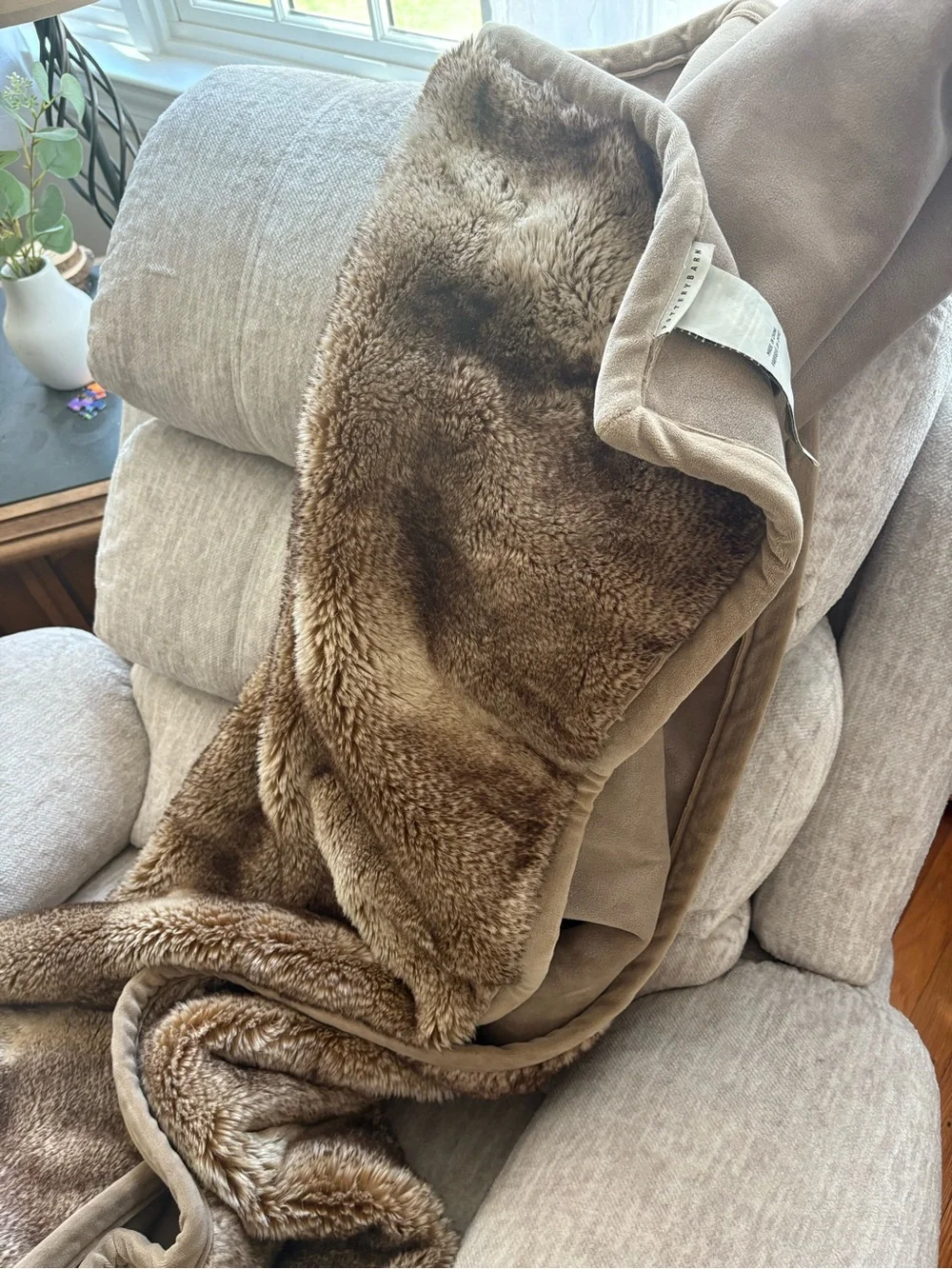 Pottery Barn Plush Faux Fur Throw in Warm Brown